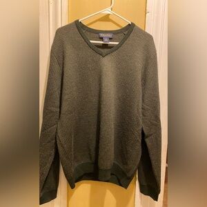 Brooks Brothers sweater 100% Marino Wool